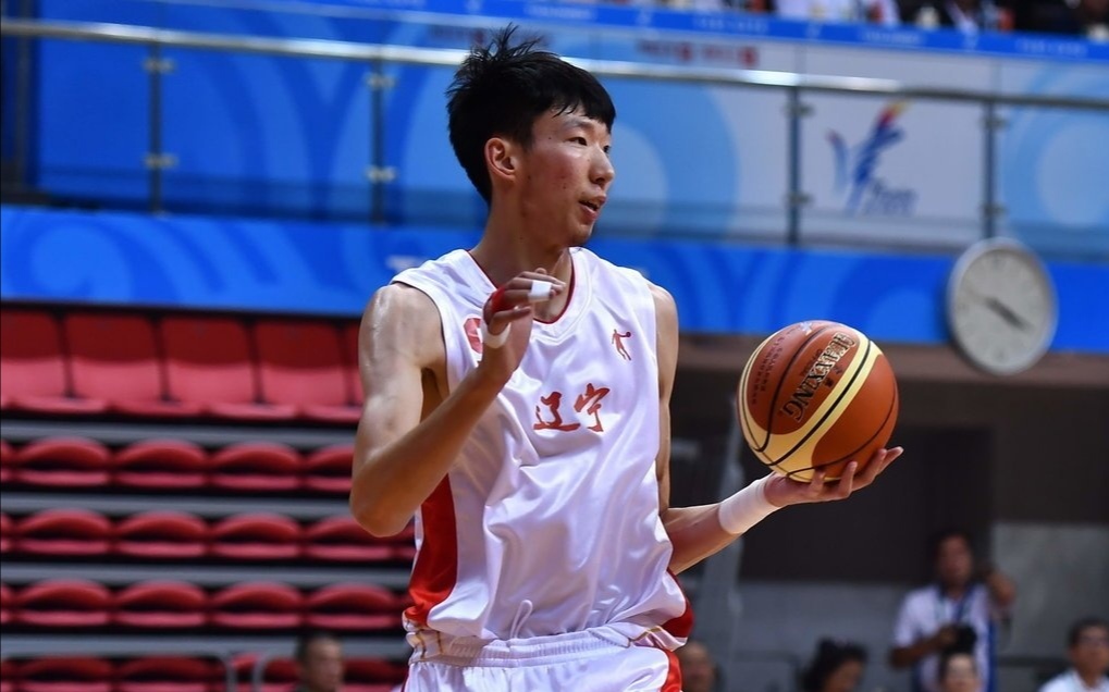 华体会体育app官网包含瓦伦西亚迎CBA常规赛关键赛，今夜回应争议，震撼外界，临场指挥获称赞的词条