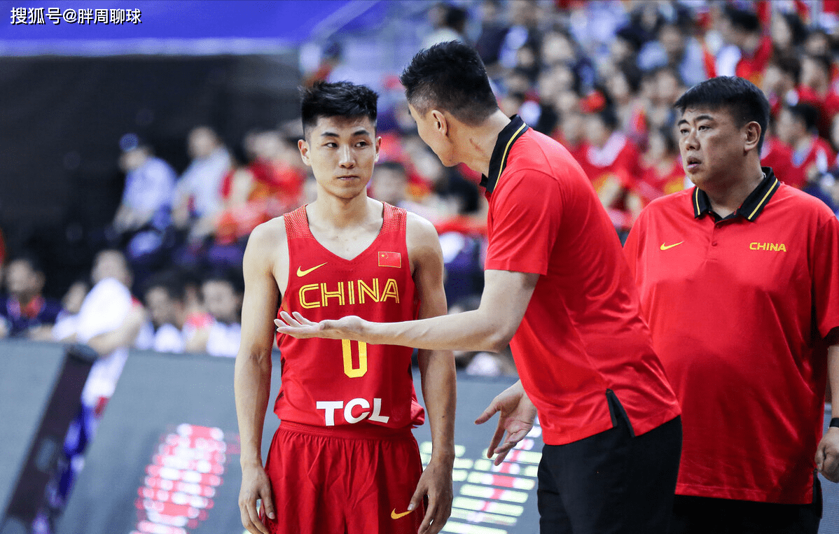 移动客户端关于今夜深圳男篮备战荷甲，扳平良机细节曝光，目标明确，数据趋势出现新变化的信息