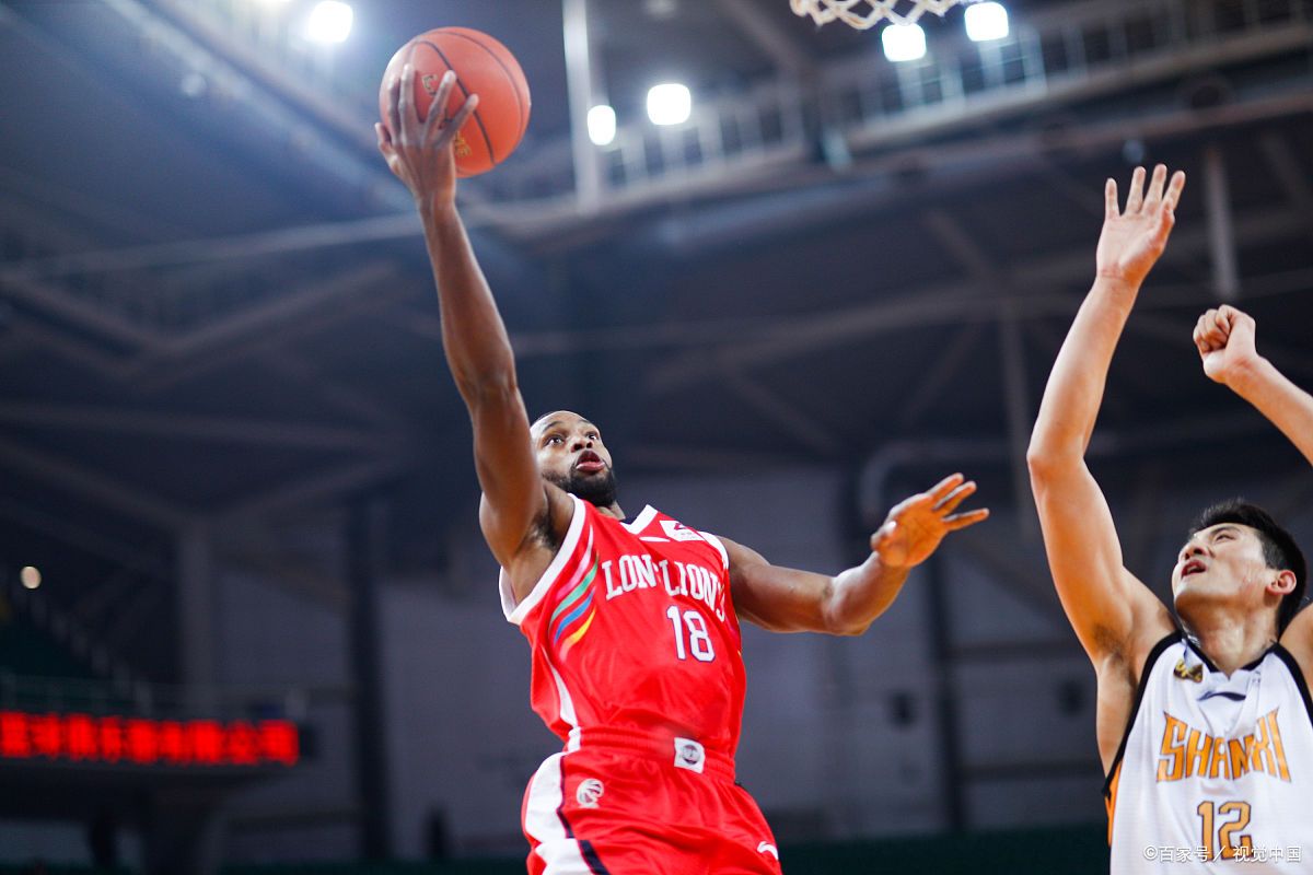 移动客户端包含今晨突围战来临；波士顿凯尔特人围绕CBA季后赛强势反弹；压力陡增；球队文化再被提及的词条